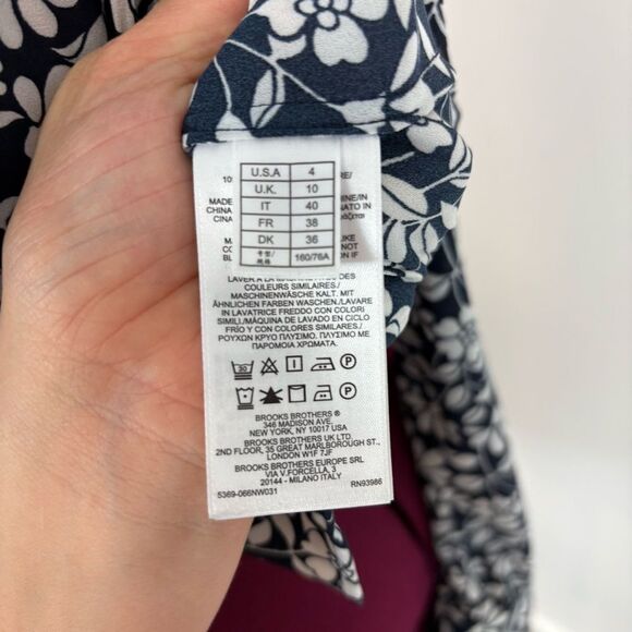 Brooks Brothers Crepe Floral Print Bow Blouse sz 4 - Picture 5 of 11